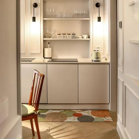 Apartament Corti - 1 Min Walk To And Parking *