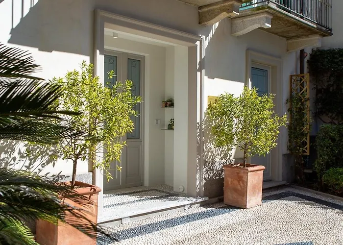 Corti - 1 Min Walk To And Parking