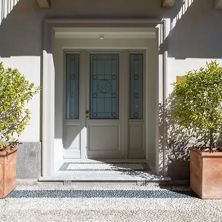 Corti - 1 Min Walk To And Parking