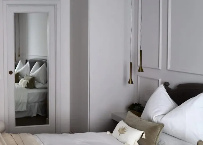 Corti - 1 Min Walk To And Parking * צ'רנוביו