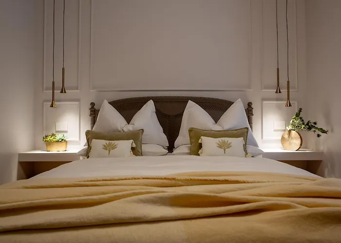 Corti - 1 Min Walk To And Parking צ'רנוביו