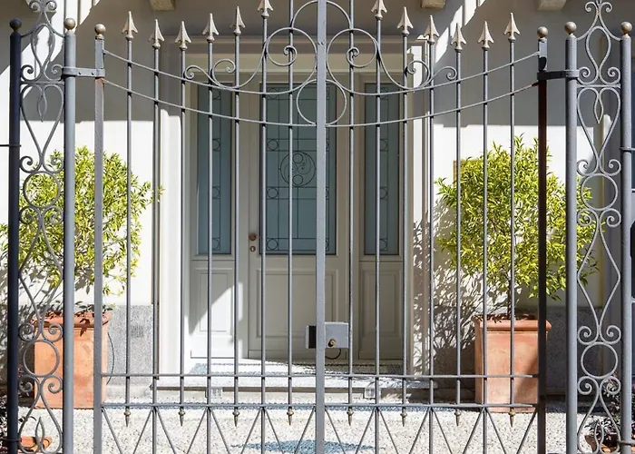 Corti - 1 Min Walk To And Parking דירה