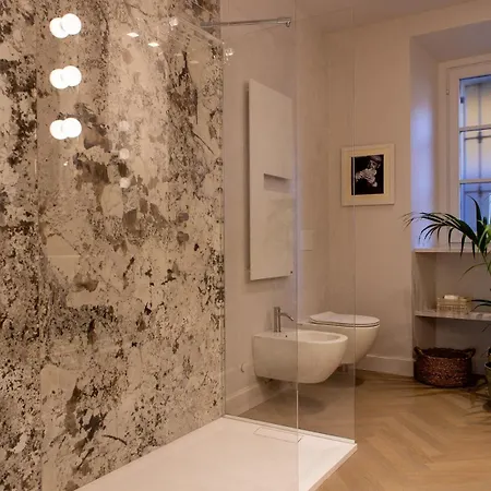 Corti - 1 Min Walk To And Parking * Τσερνόμπιο